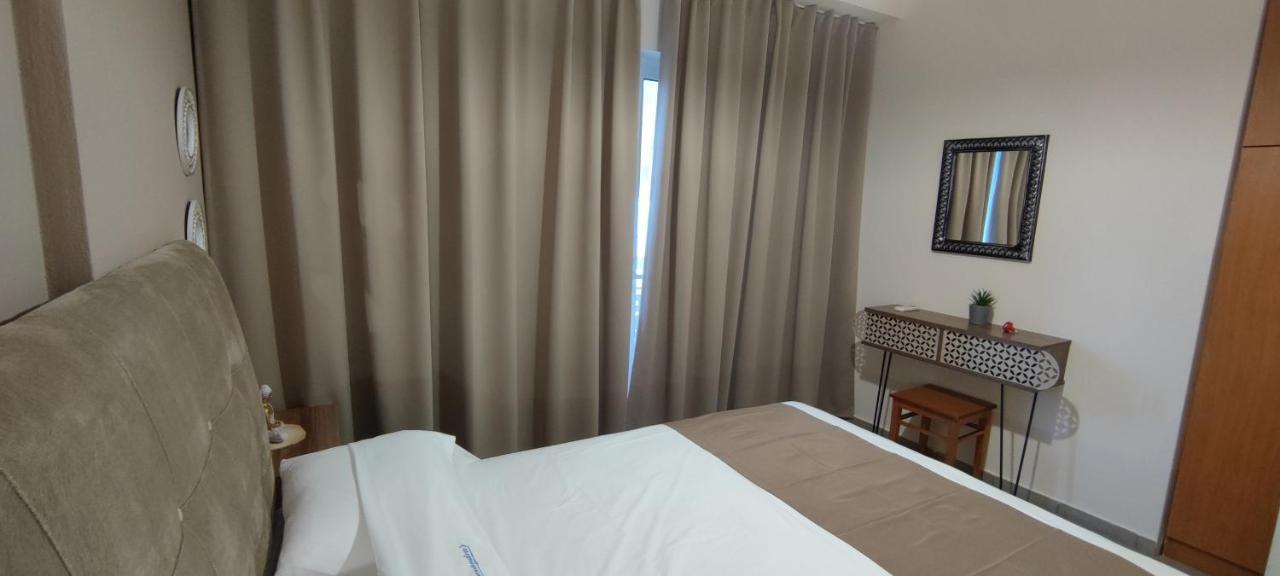 Alexandra'S Glifa Apartments ภายนอก รูปภาพ
