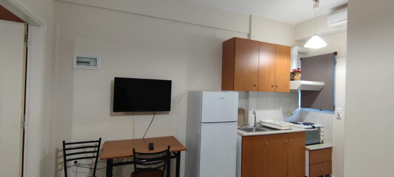 Alexandra'S Glifa Apartments ภายนอก รูปภาพ