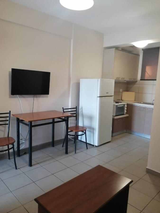 Alexandra'S Glifa Apartments ภายนอก รูปภาพ